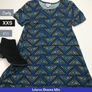 Lularoe Carly dress, size XXS, fits a 0-2.